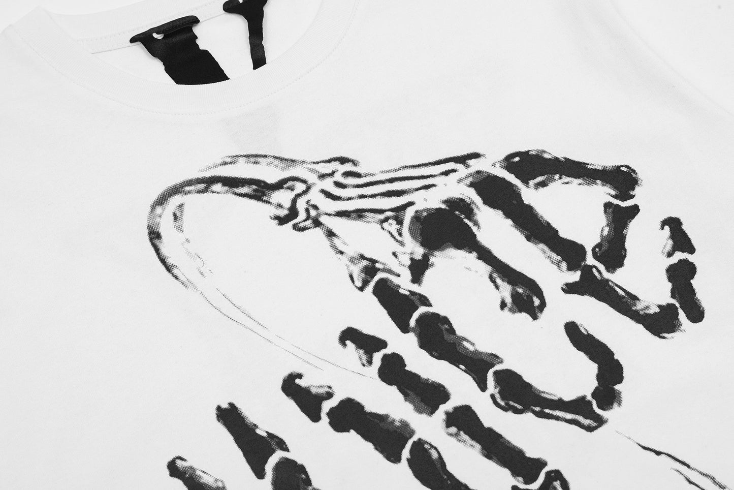 T-shirt Fighting Demons Juice