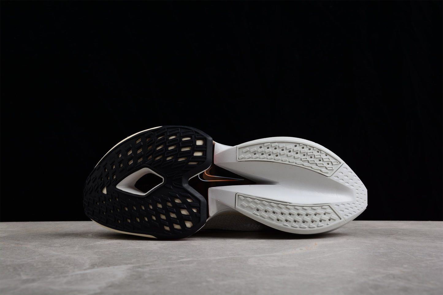 Zoom Alphafly NEXT% 2 Blanc et Noir 