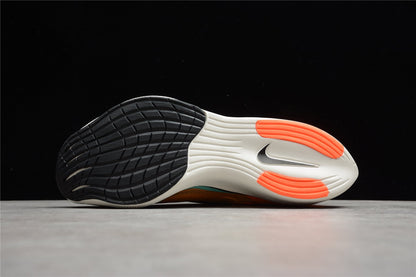 ZoomX Vaporfly NEXT% 2 Orange et Cyan