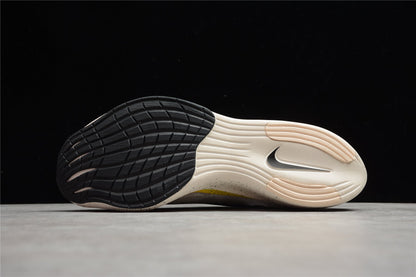 ZoomX Vaporfly NEXT% 2 Blanc et Noir