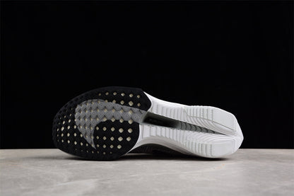 ZoomX Vaporfly Next 2 Noir et Blanc 