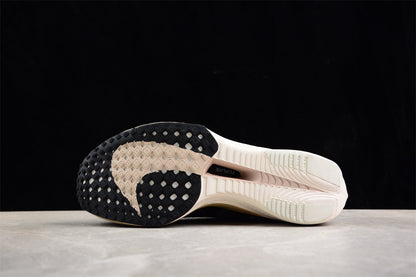 ZoomX Vaporfly Next 2 Noir et Jaune 