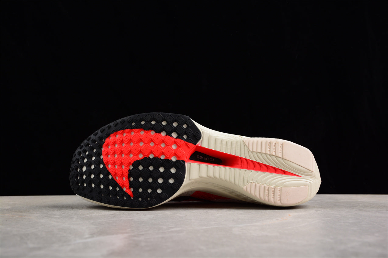 ZoomX Vaporfly Next% 2 Blanc et Rouge